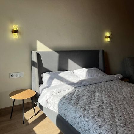 Elite Apart On Shevchenko Avenue Lviv Eksteriør billede